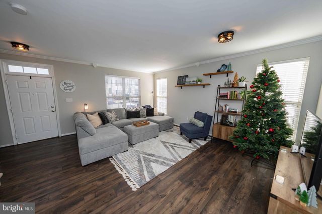 12048 ELLIOTS OAK PL, Bristow, VA 20136