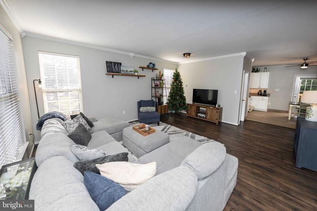 12048 ELLIOTS OAK PL, Bristow, VA 20136