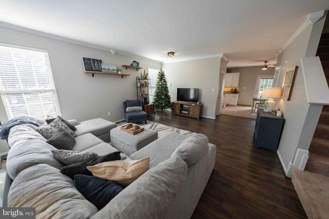 12048 ELLIOTS OAK PL, Bristow, VA 20136