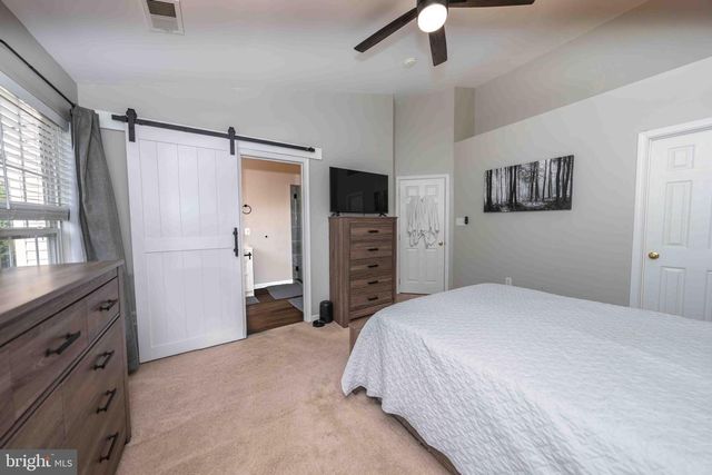 12048 ELLIOTS OAK PL, Bristow, VA 20136