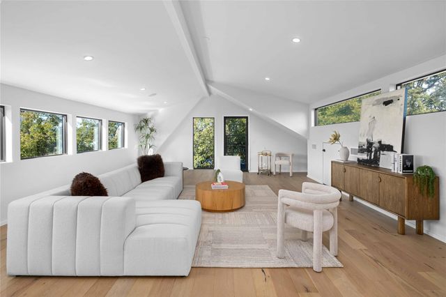 1506 Bouldin Ave, Austin, TX 78704