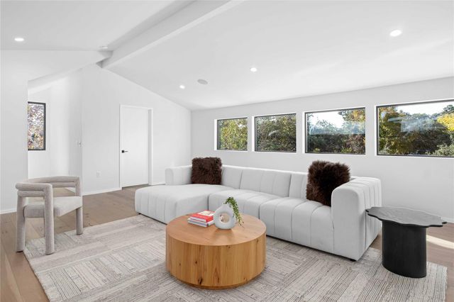 1506 Bouldin Ave, Austin, TX 78704