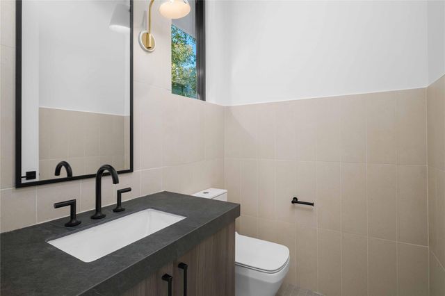 1506 Bouldin Ave, Austin, TX 78704