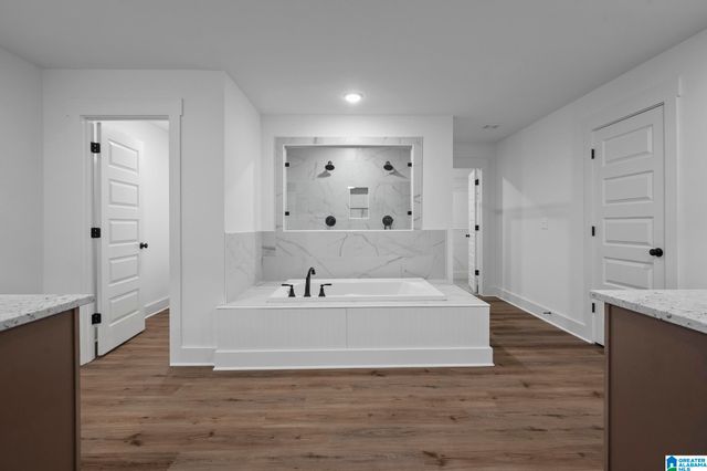 1124 BIRCHWOOD LANE, Alabaster, AL 35007