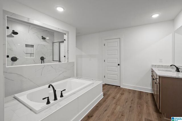 1124 BIRCHWOOD LANE, Alabaster, AL 35007