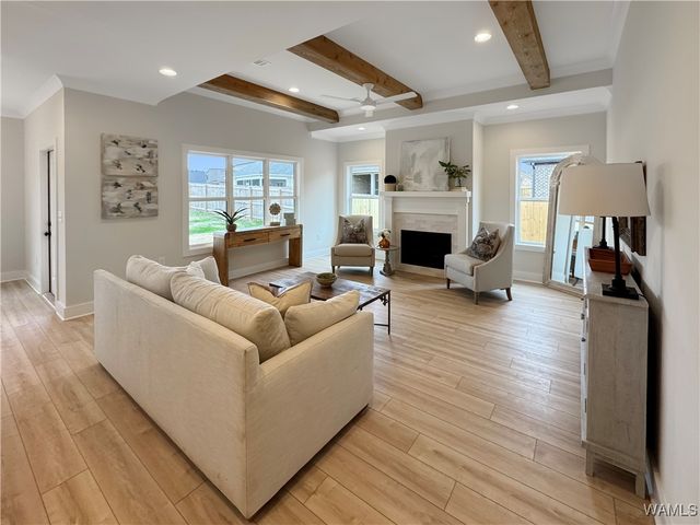 13773 Blackoak, Northport, AL 35475