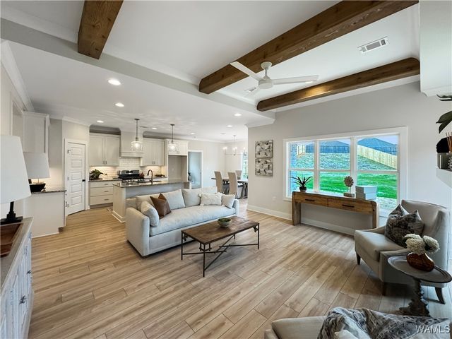 13773 Blackoak, Northport, AL 35475