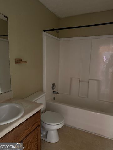 312 Vineyard Ridge Lane, Griffin, GA 30223