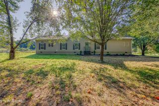 105 Waldo Rd, Rockwood, TN 37854