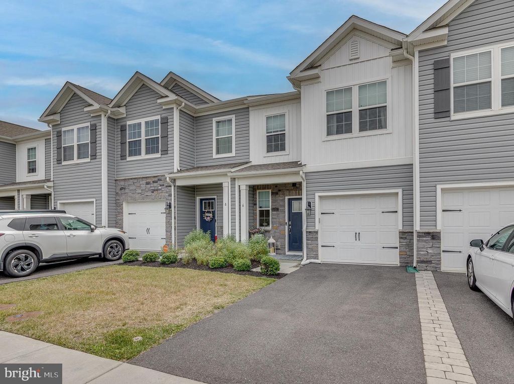 6 NELSONS WAY, Westampton, NJ 08060