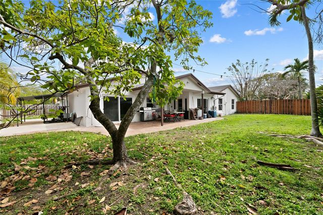 10610 SW 128th Avenue, Miami, FL 33186