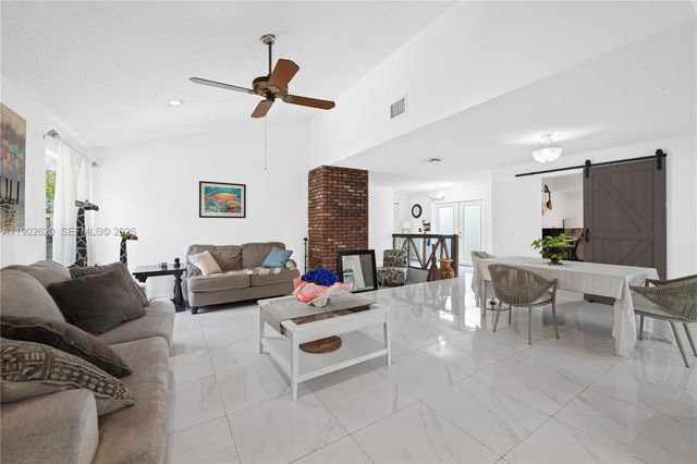 10610 SW 128th Avenue, Miami, FL 33186
