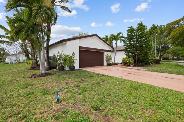 10610 SW 128th Avenue, Miami, FL 33186