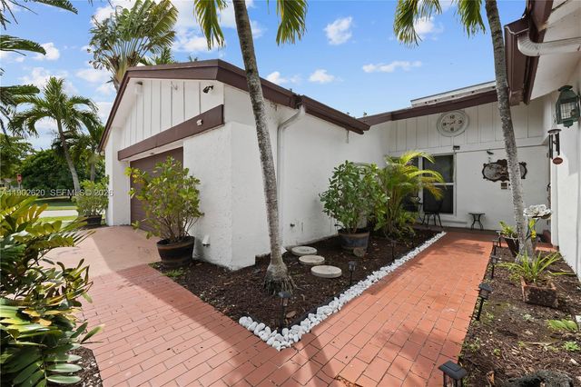 10610 SW 128th Avenue, Miami, FL 33186
