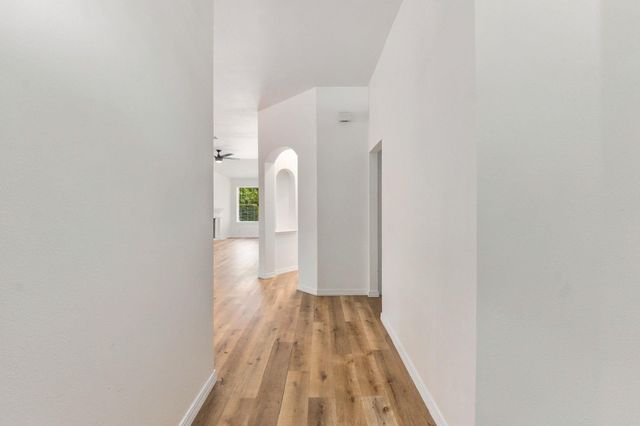 810 Honeysuckle DR, Leander, TX 78641
