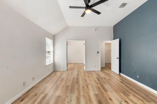 810 Honeysuckle DR, Leander, TX 78641