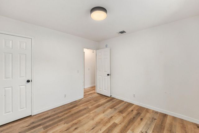 810 Honeysuckle DR, Leander, TX 78641