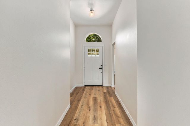 810 Honeysuckle DR, Leander, TX 78641