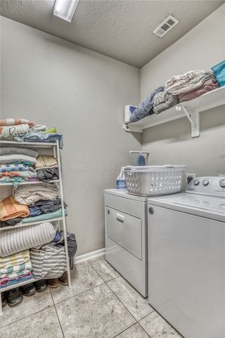 1827 Basin Trail, Brenham, TX 77833