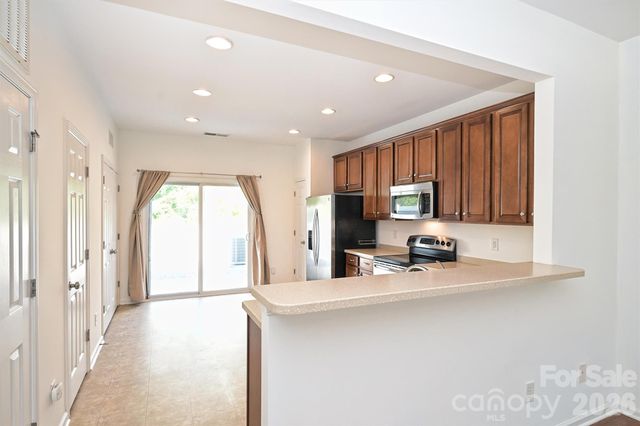 10612 Stoneacre Court, Pineville, NC 28134