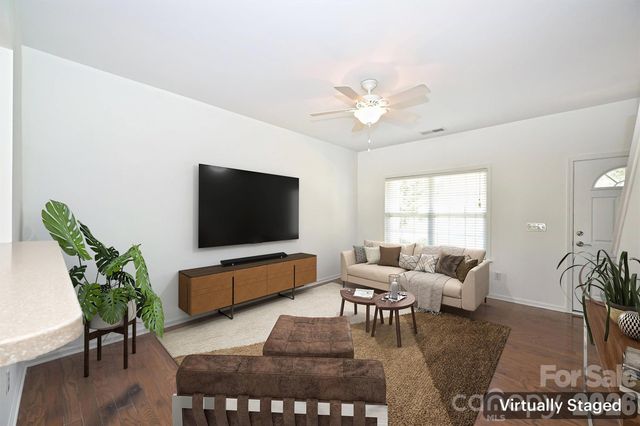 10612 Stoneacre Court, Pineville, NC 28134