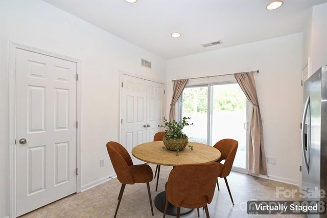 10612 Stoneacre Court, Pineville, NC 28134