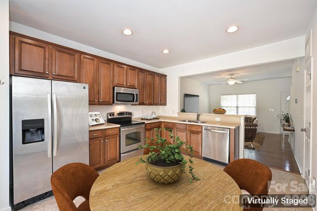 10612 Stoneacre Court, Pineville, NC 28134