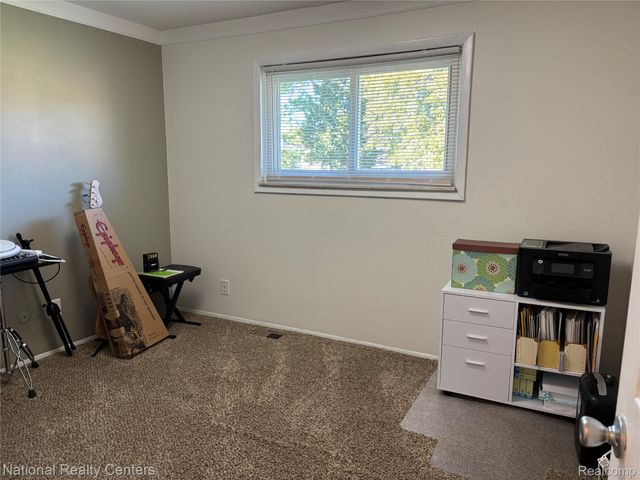 39839 Dorian Drive, Sterling Heights, MI 48310