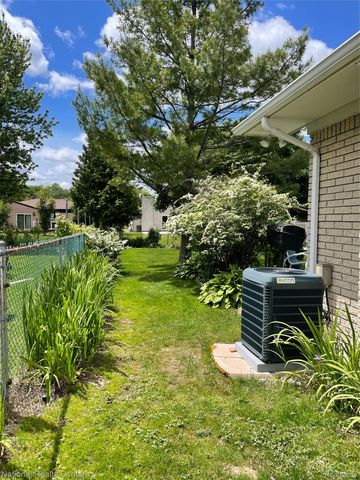 39839 Dorian Drive, Sterling Heights, MI 48310