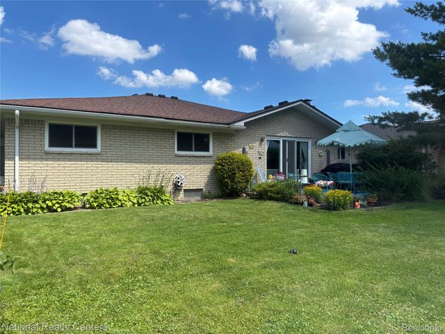39839 Dorian Drive, Sterling Heights, MI 48310