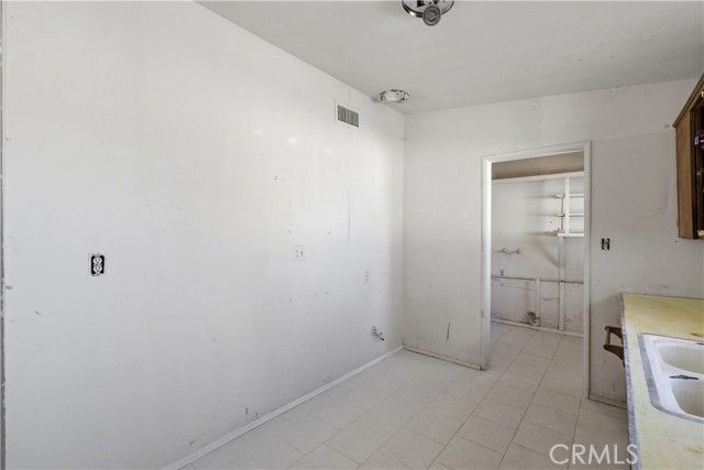 10380 Baker Road, Lucerne Valley, CA 92356