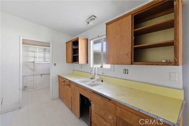 10380 Baker Road, Lucerne Valley, CA 92356