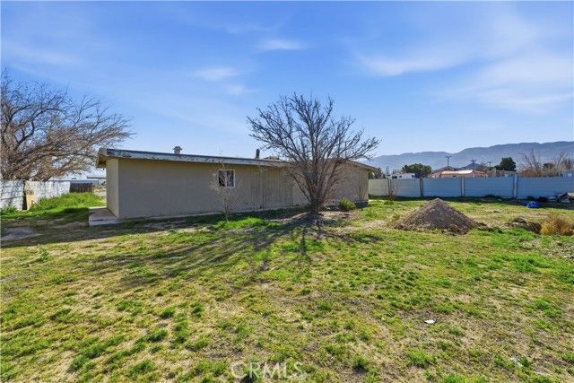 10380 Baker Road, Lucerne Valley, CA 92356