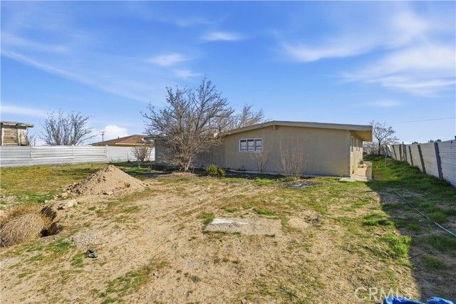 10380 Baker Road, Lucerne Valley, CA 92356