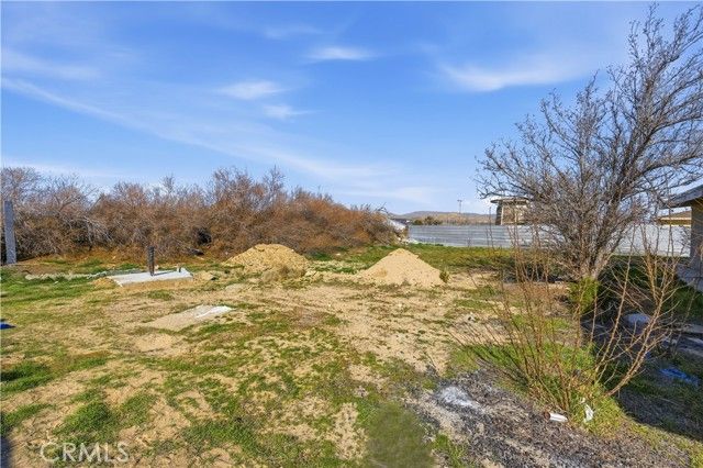 10380 Baker Road, Lucerne Valley, CA 92356