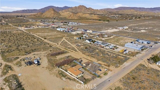 10380 Baker Road, Lucerne Valley, CA 92356