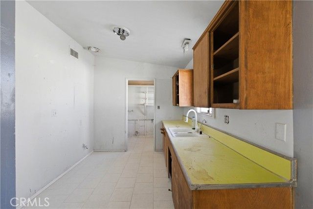 10380 Baker Road, Lucerne Valley, CA 92356