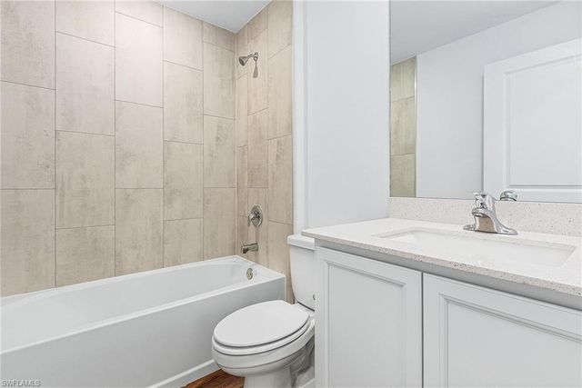 3926 SW Santa Barbara PL, Cape Coral, FL 33914