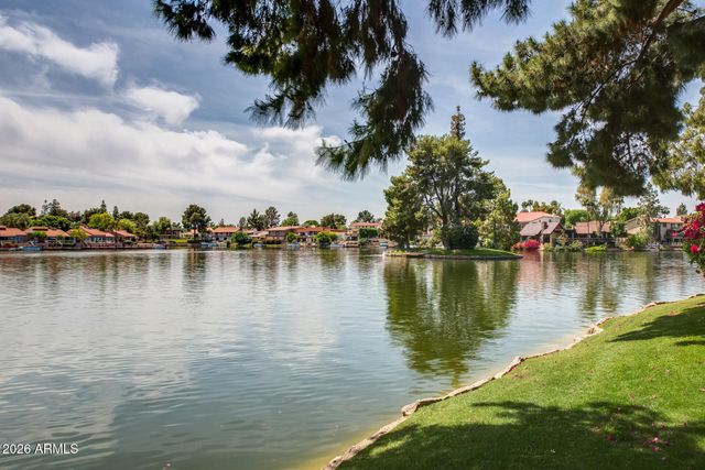 5200 S LAKESHORE Drive 116, Tempe, AZ 85283