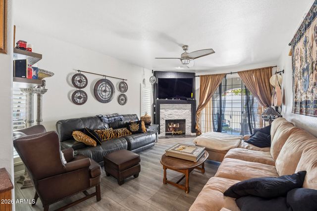 5200 S LAKESHORE Drive 116, Tempe, AZ 85283