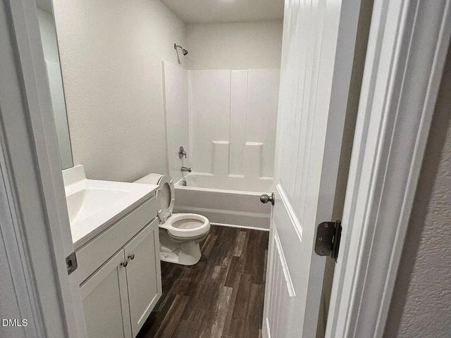 80 Shallow, Youngsville, NC 27596