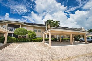 5637 Turtle Bay DR II-22, Naples, FL 34108