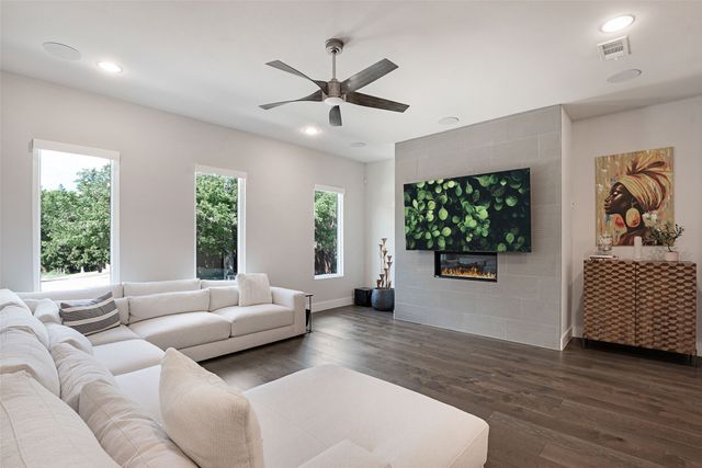 4126 Entrada Way, Dallas, TX 75219