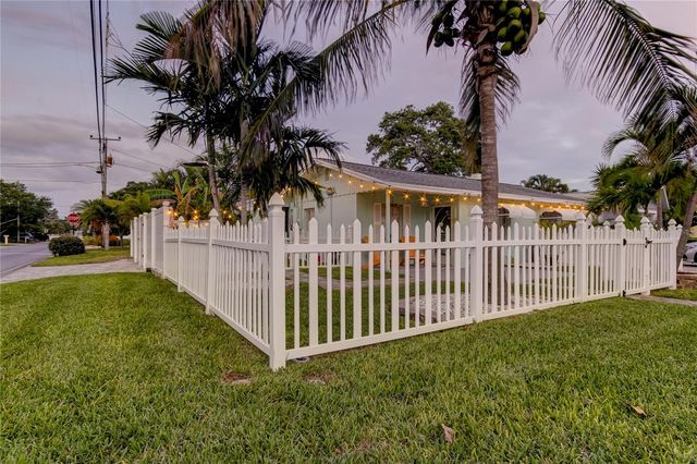 1907 2ND STREET, Indian Rocks Beach, FL 33785