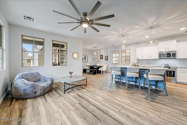 21053 W GLEN Street, Buckeye, AZ 85396