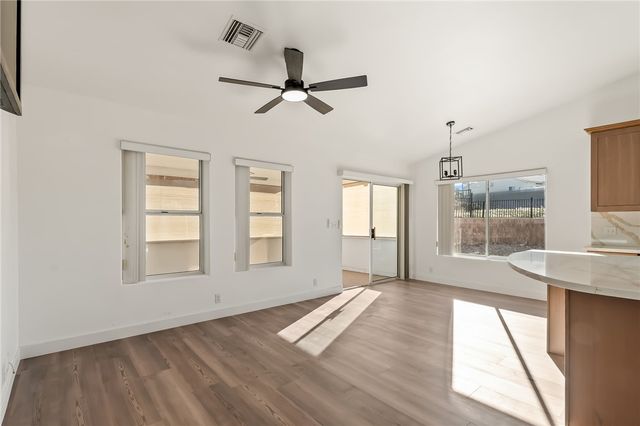 1863 E La Entrada Place, Fort Mohave, AZ 86426