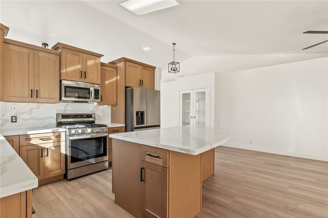 1863 E La Entrada Place, Fort Mohave, AZ 86426