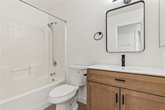 1863 E La Entrada Place, Fort Mohave, AZ 86426