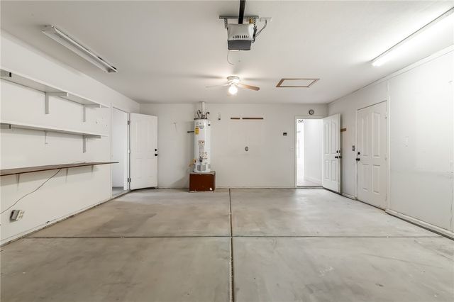 1863 E La Entrada Place, Fort Mohave, AZ 86426