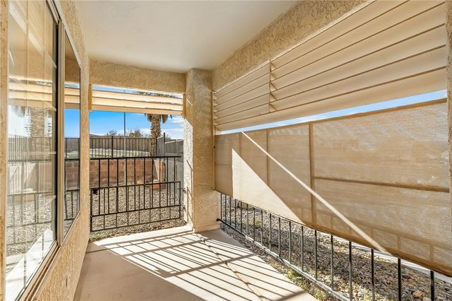 1863 E La Entrada Place, Fort Mohave, AZ 86426